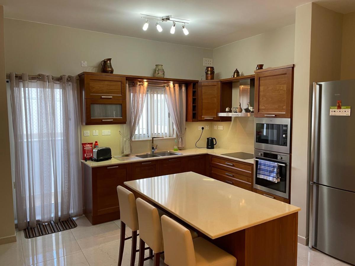 Verdi Apartment - Spacious Modern Apartment, Close To Valletta Santa Vennera Exterior foto